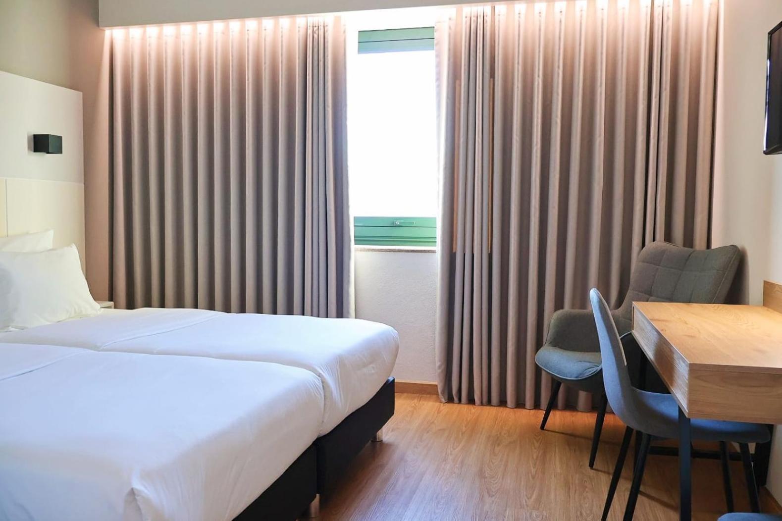 Hotel Santhyago 3*